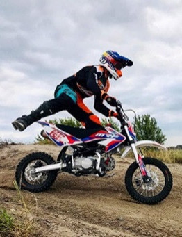 Jazda motocyklem Pit Bike