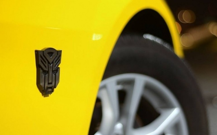 tył sportowego chevroleta