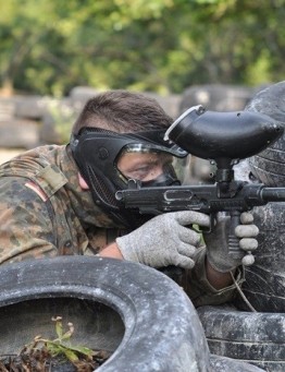 Gra w paintball – wiele lokalizacji