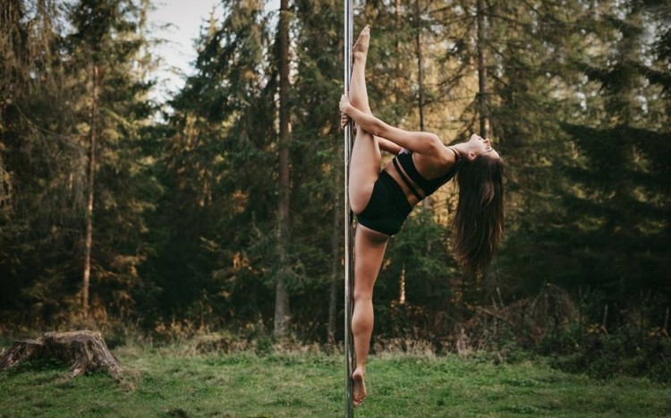 pole dance