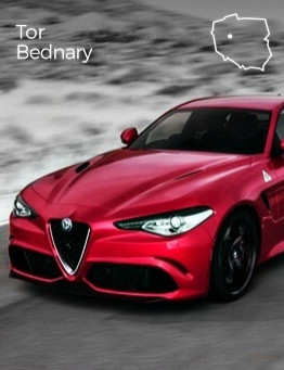 Jazda za kierownicą Alfa Romeo Giulia Quadrifoglio – Tor Bednary
 Ilość okrążeń-1 okrążenie