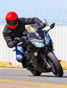 Zaawansowane techniki jazdy motocyklem – Gdańsk