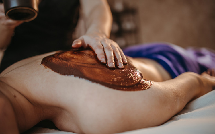 masaż naturalną czekoladą