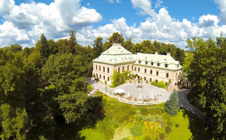teren wokół hotelu