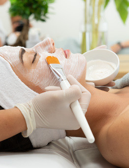 Peeling kawitacyjny z sonoforezą – Tarnów