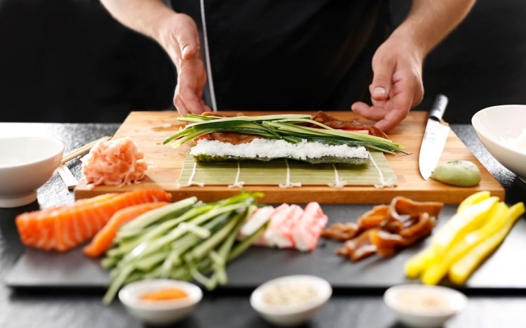 nauka przyrządzania sushi